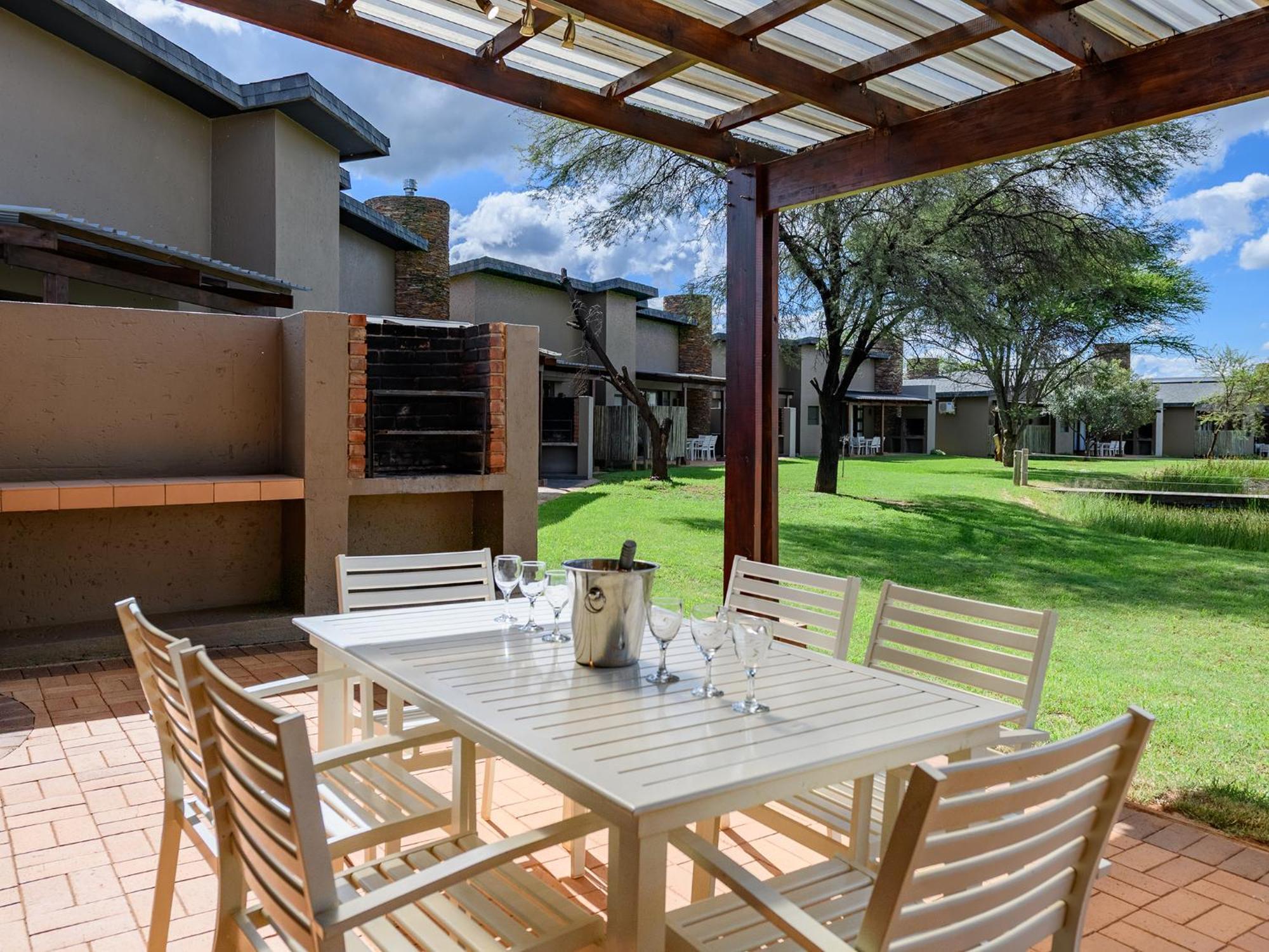 Monomotapa Village @ Legend Golf And Safari Resort Golders Green Exterior foto