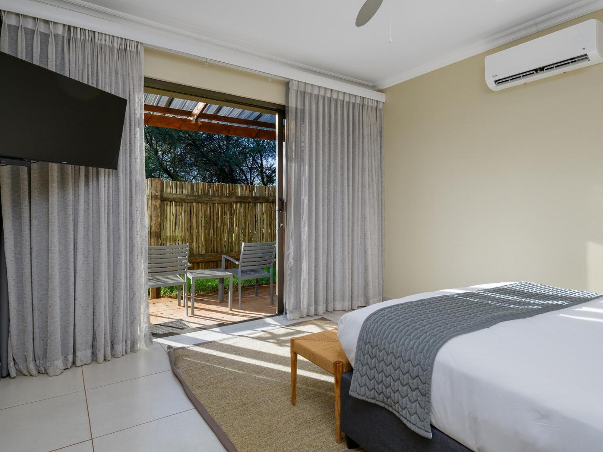 Monomotapa Village @ Legend Golf And Safari Resort Golders Green Exterior foto